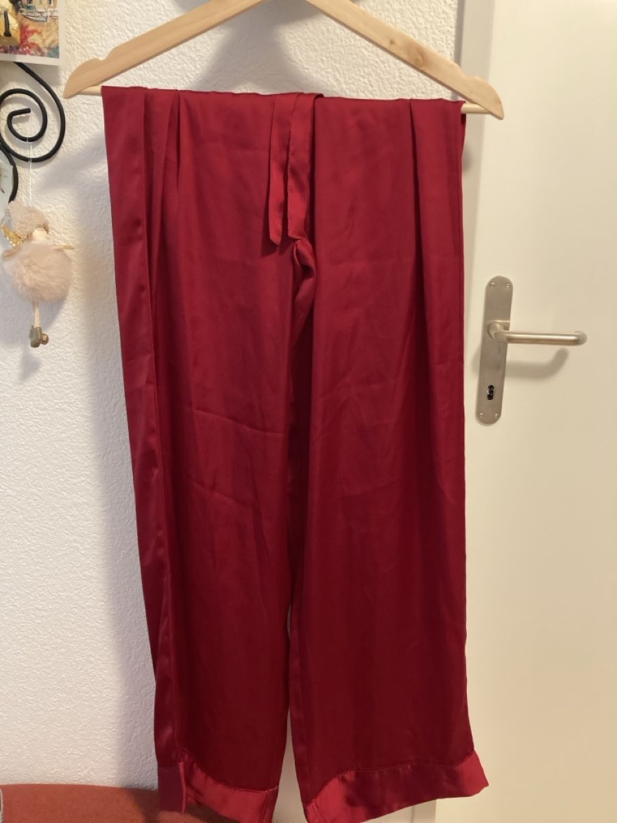 Primark Negligees & Pigiami: Pyjama rot – Nuovo (secondo la descrizione) da Urtenen-Schönbühl venduto da alessibas 5