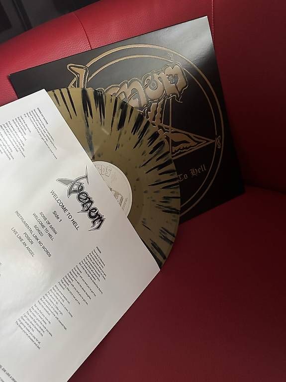 Schallplatten: Venom - Welcome to Hell Gold Marble LP – Gebraucht aus Rietheim von olinix 2