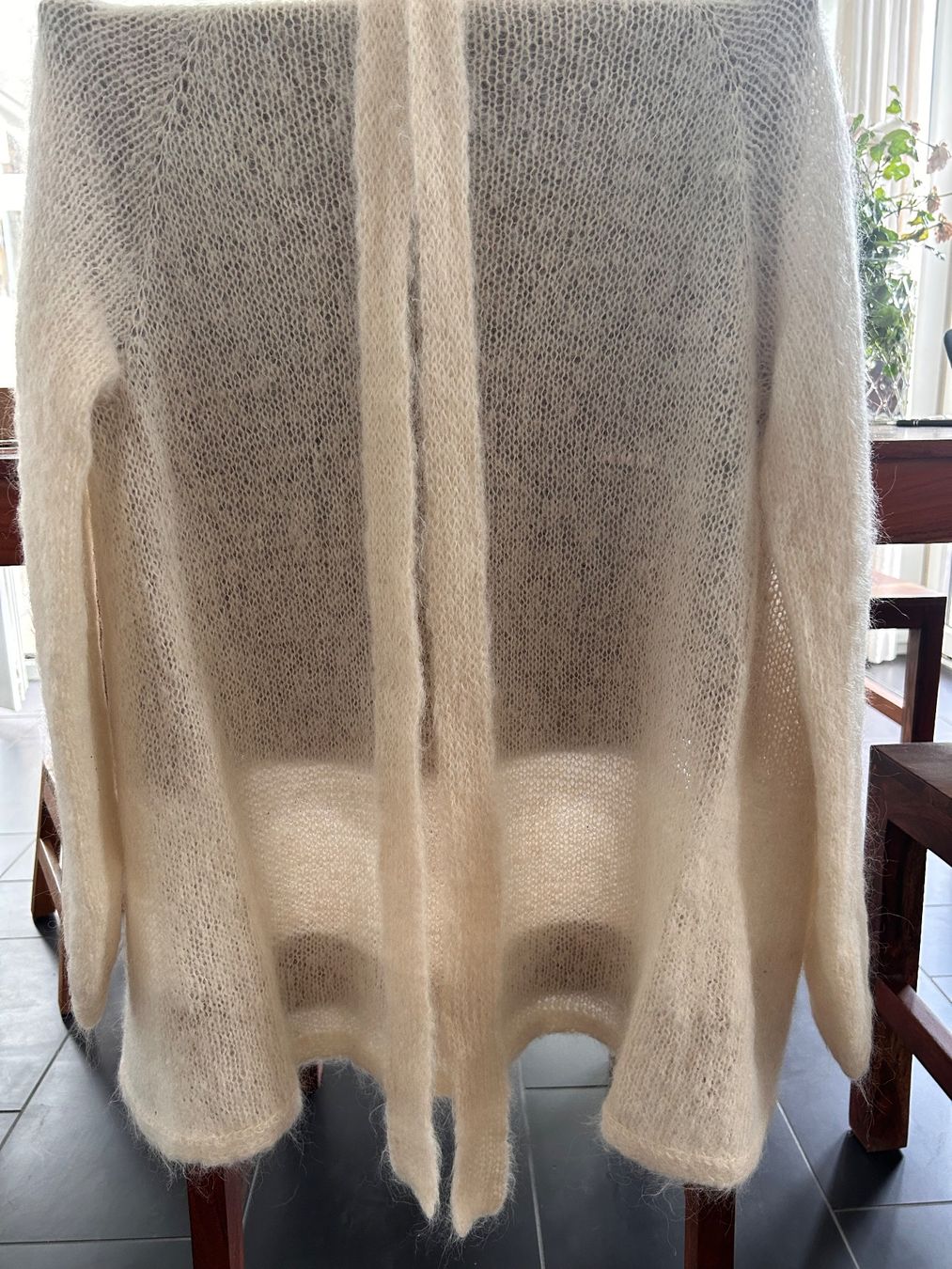 Giacche: Strickjacke mit Bindegurt Grösse S aus Alpaka – Usato da Widnau venduto da Xroma-11 1