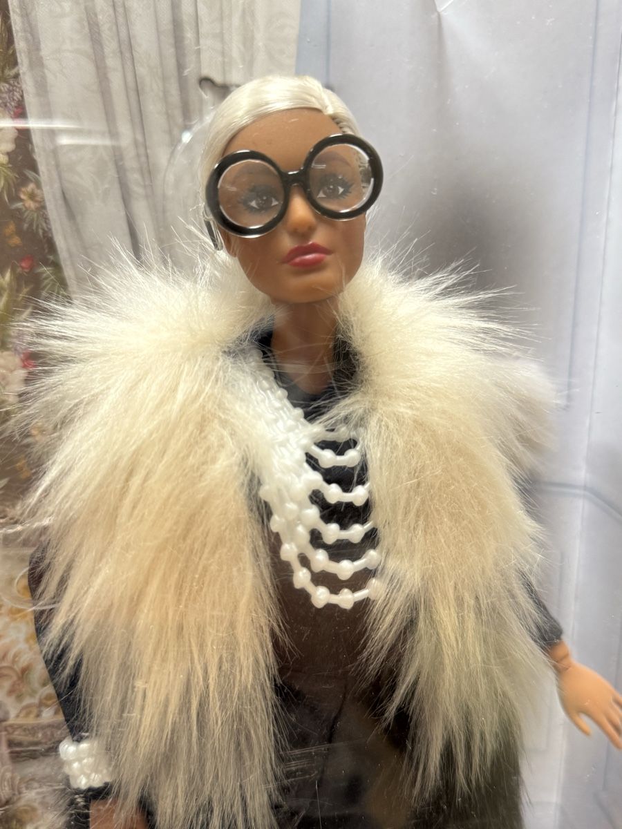 Bambole: BARBIE  Signature Styl Iris Apfel – Nuovo e nell'imballaggio originale da Zürich venduto da Elena_8