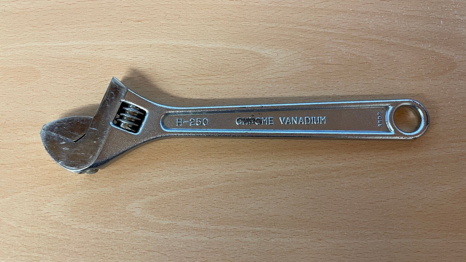 Tutti gli attrezzi: Rollgabelschlüssel 250mm 30mm – Usato da Glattfelden venduto da cybermaxx