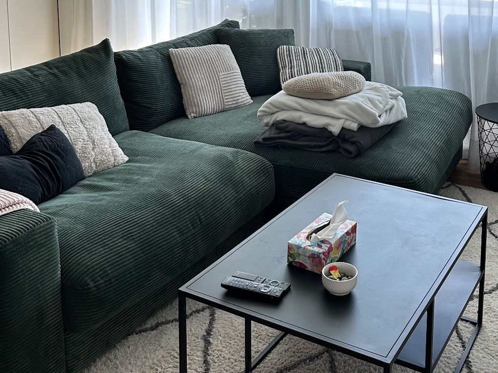 Divani: Ecksofa Cord Dunkelgrün – Usato da Münchenbuchsee venduto da Lana.despina 2