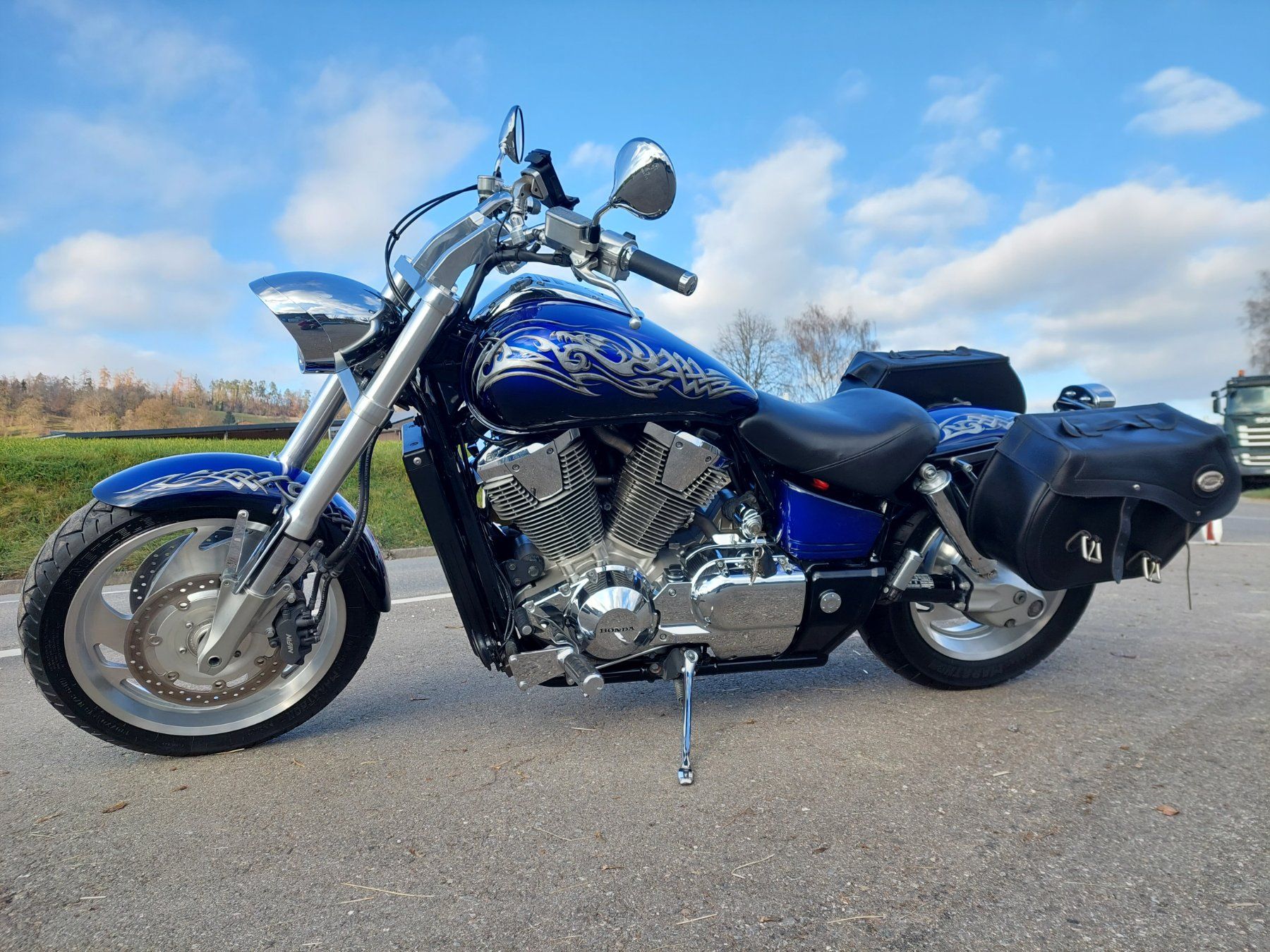 Honda VTX 1800 Shadow Chopper Viking design Frisch ab MFK (Gebraucht ...
