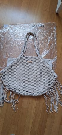 Calzedonia, sac de plage ou autre (en maille tricotée)