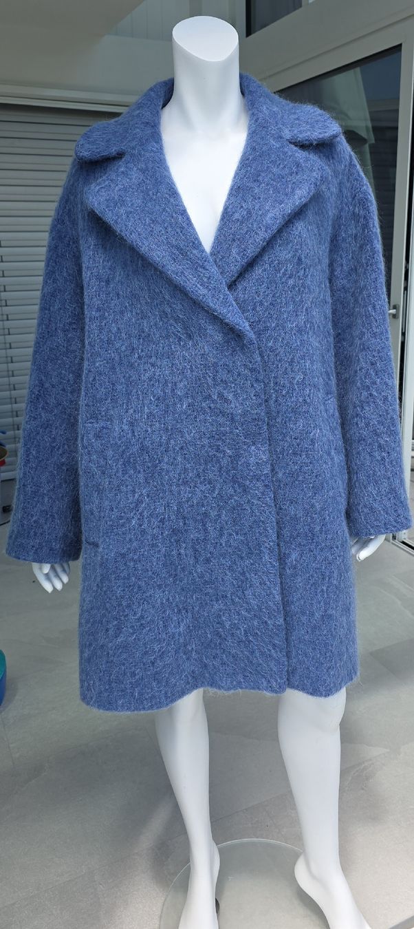 Max Mara Cappotti: Max Mara Weekend Mantel aus Wolle IT44, DE40 – Nuovo (secondo la descrizione) da Hildisrieden venduto da Beka23