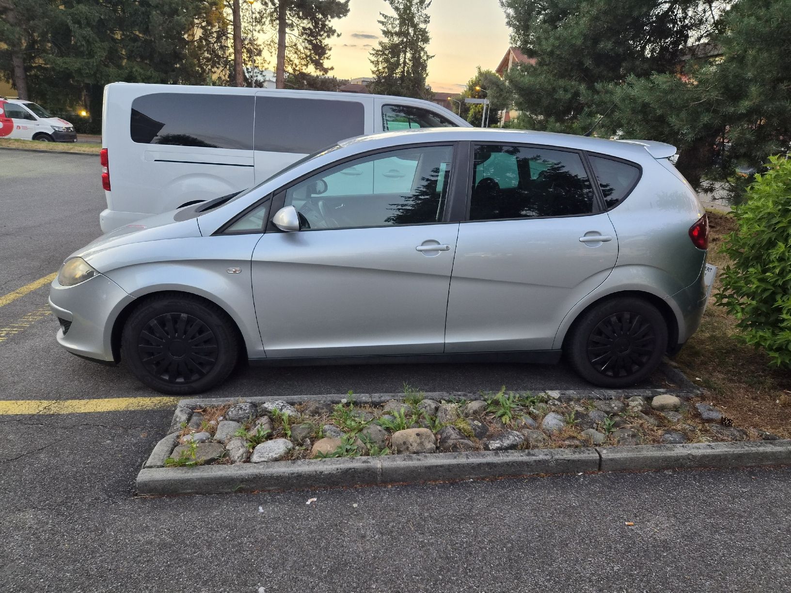 Seat Automobili: Seat Altea Limousine grau 1.6l – Usato da Hochdorf venduto da TT_GARAGE 1