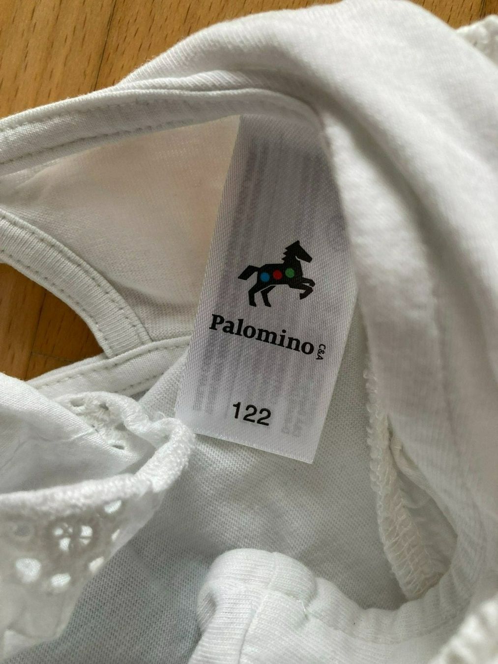 Camicette, T-shirt & Top: Kurzarm Shirt mit Mädchen inkl. passendem Haarband – Usato da Muttenz venduto da Juvenile33 7