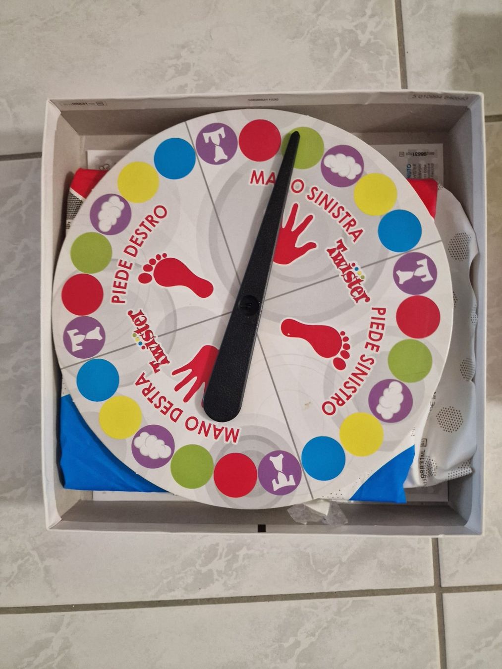 Hasbro Jeux: Twister Hasbro – D'occasion à Rolle par mon_dl2l 1