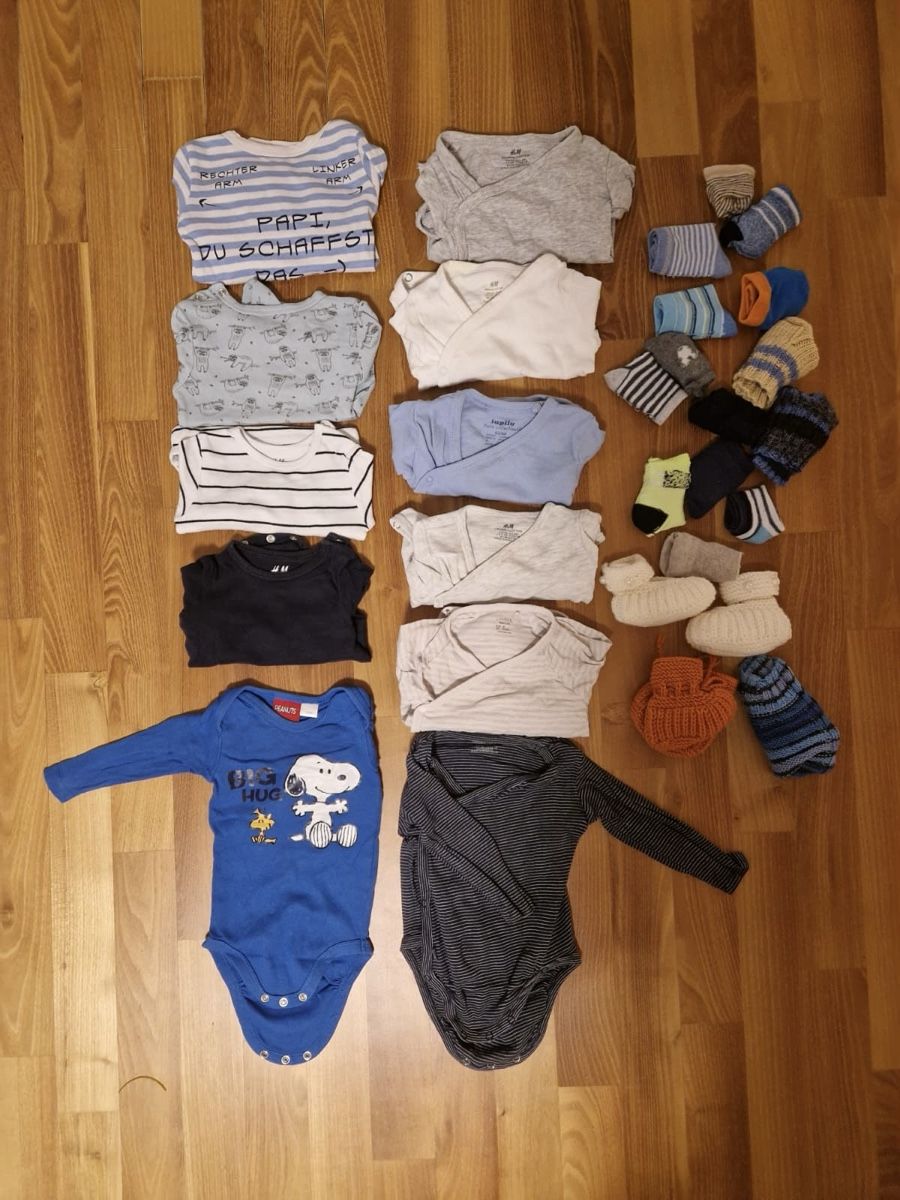 Kleiderpakete & -sets: Kleider Gr 68 / 58 Stk – Gebraucht aus Adetswil von kai_p9fb 1
