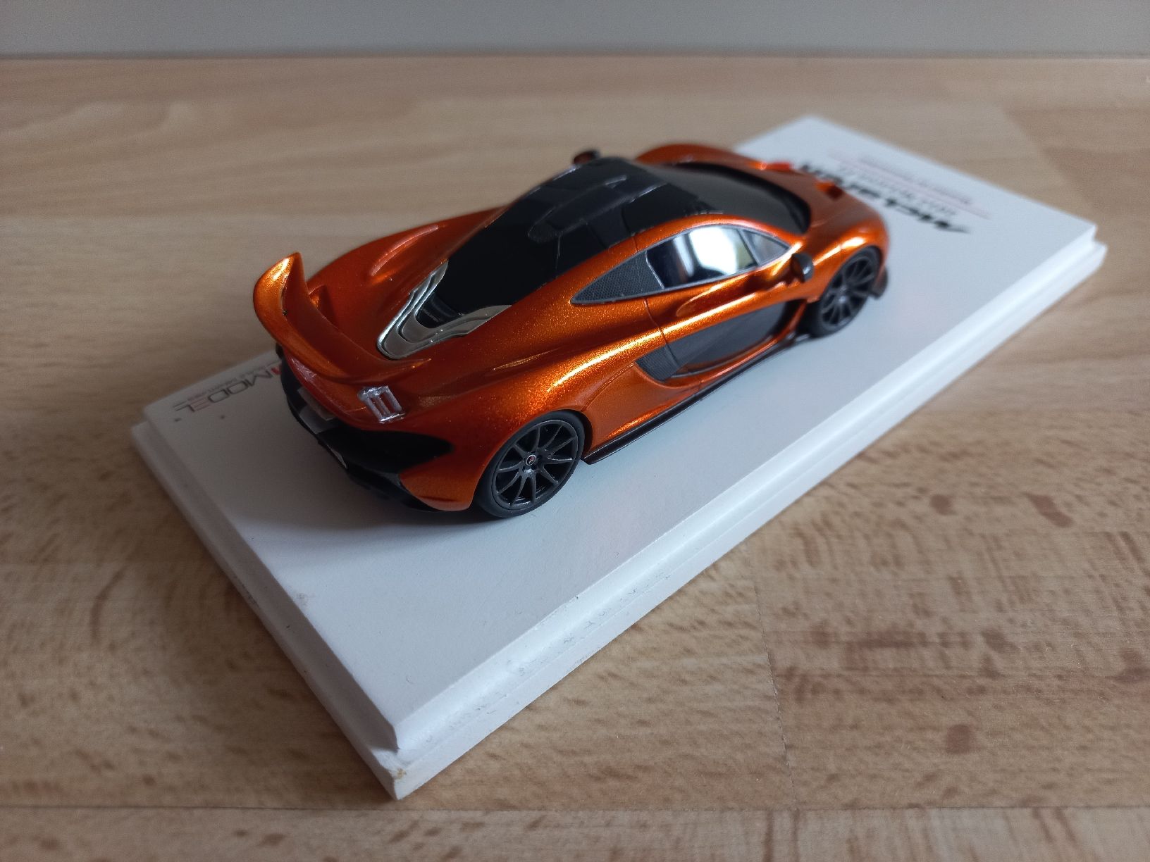 True Scale Miniatures Modellautos: McLaren P1 1/43 TSM – Gebraucht aus Attalens von remy_s00 3