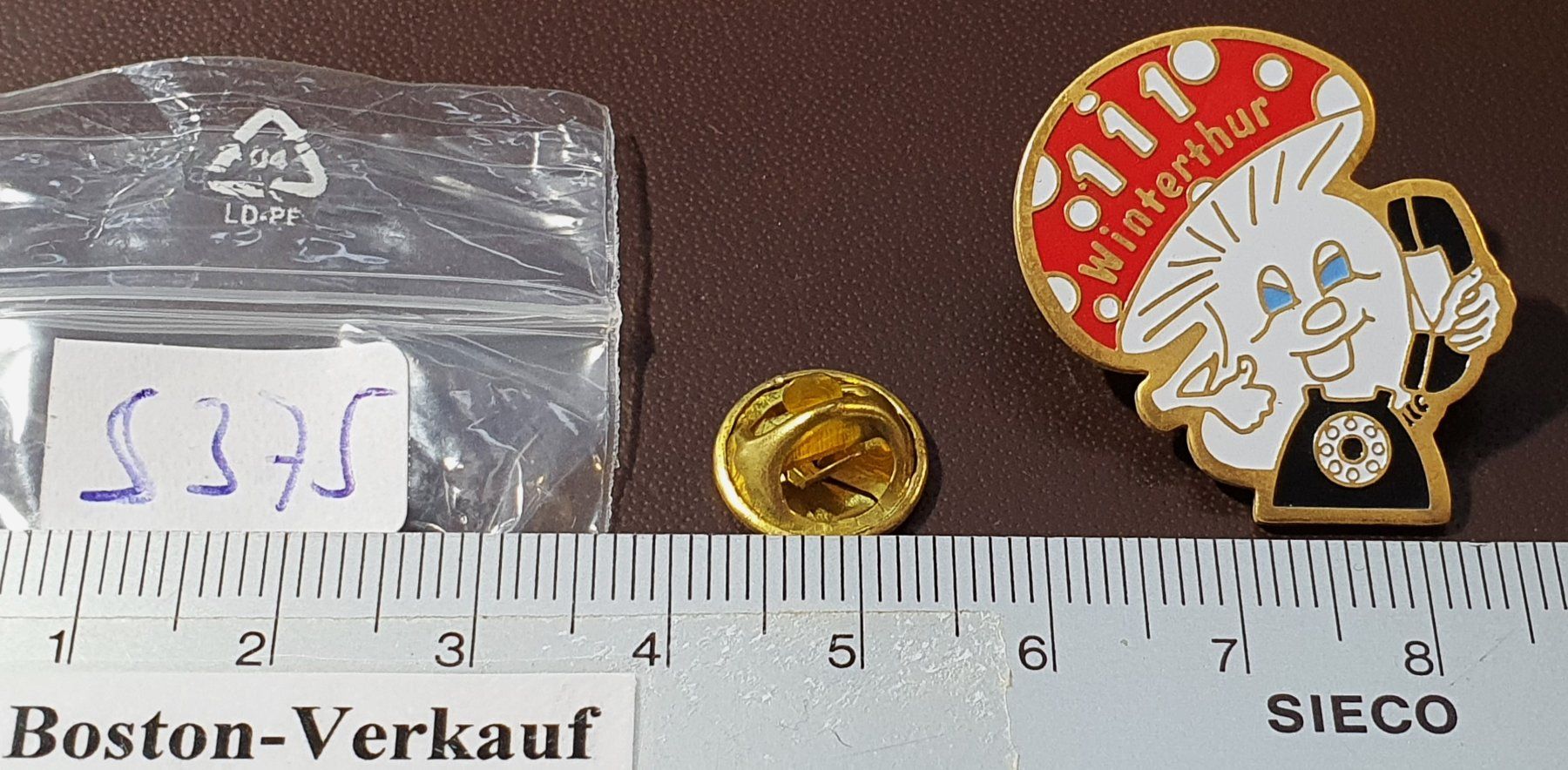 Plaketten & Abzeichen: S375 - Pin Telecom Winterthur Tel: Nr. 111 / Pilz – Gebraucht aus Reinach BL von Boston-Verkauf 1