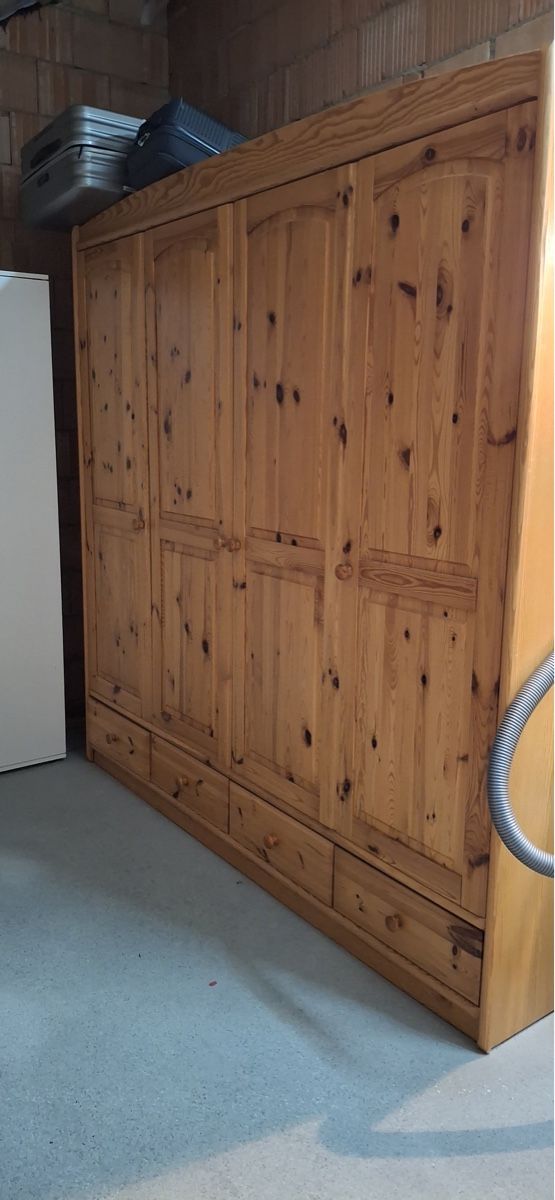 Armadi: Schrank – Usato da Buttisholz venduto da lue_pfk6