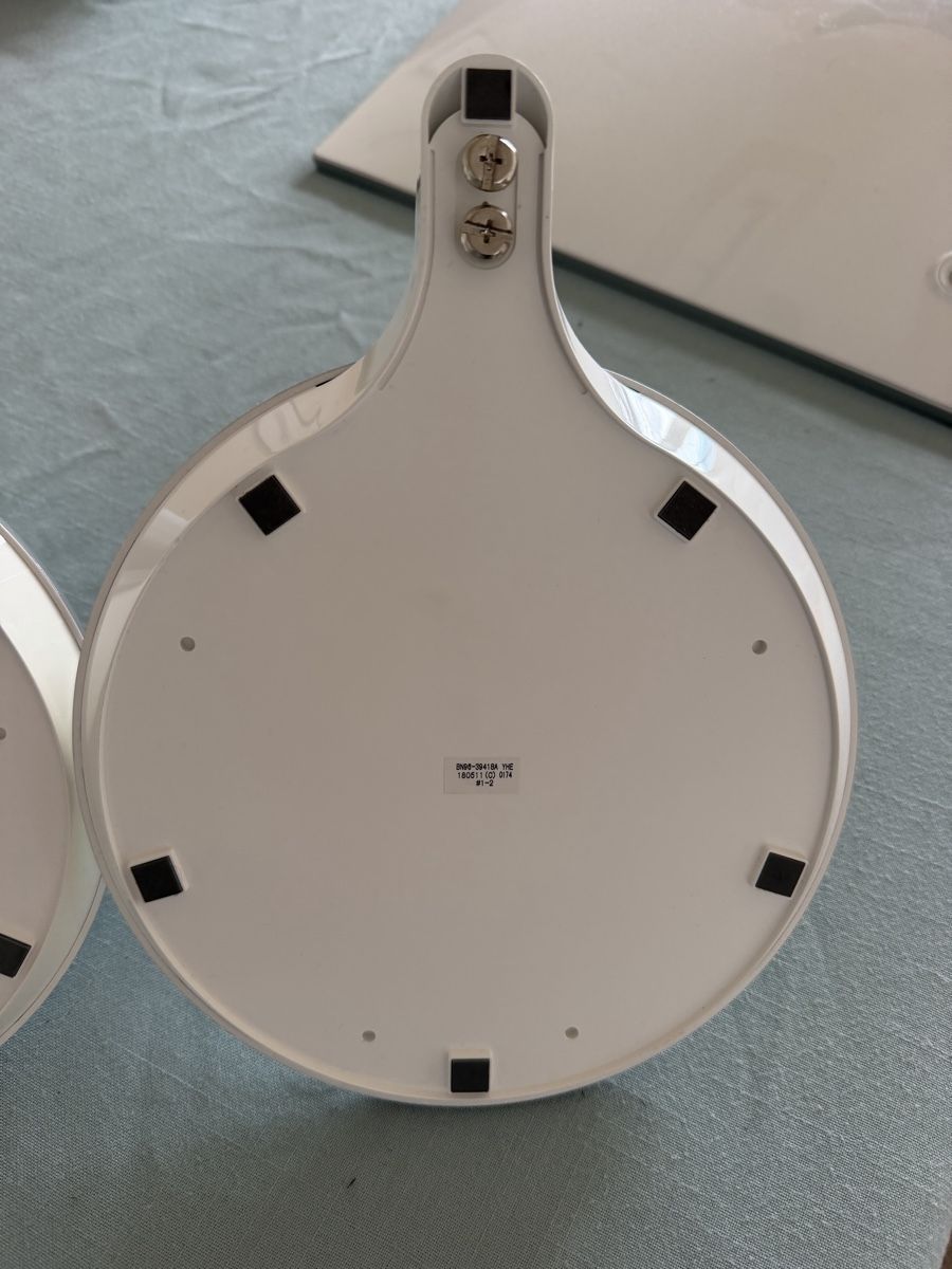 Samsung Monitor: Paire d’écrans Samsung – Usato da Neuchatel venduto da frp_ncm6 6