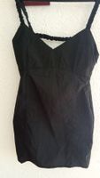 Robe NASTYGAL noire taille 36 bon état