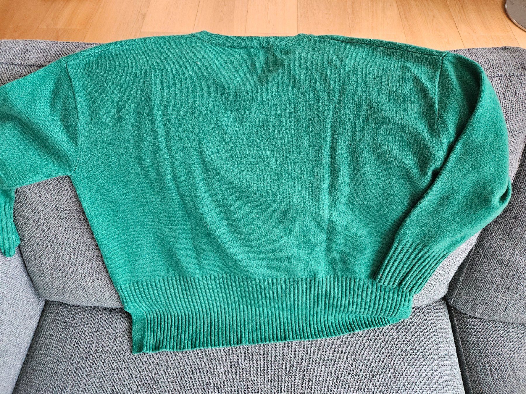 Maglioni & Felpe: Esthème cachemire pull pour une taille S & M – Usato da Neuchâtel venduto da miulina 3