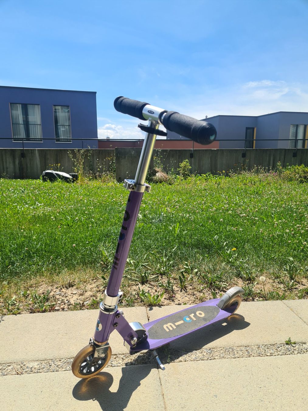 Micro Kickboard: Micro Sprite Scooter Lila – Usato da Zumikon venduto da daryona