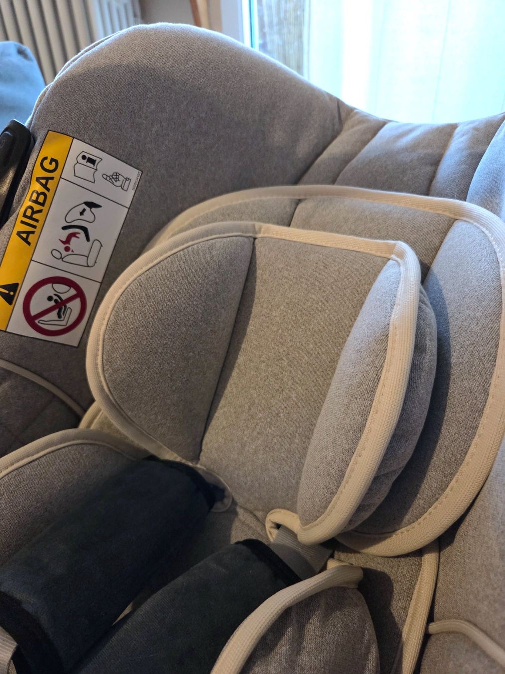 Britax Römer Seggiolini per auto: Babyschale britax römer Baby Safe Isense – Usato da Wallisellen venduto da SwissTreeDee 5