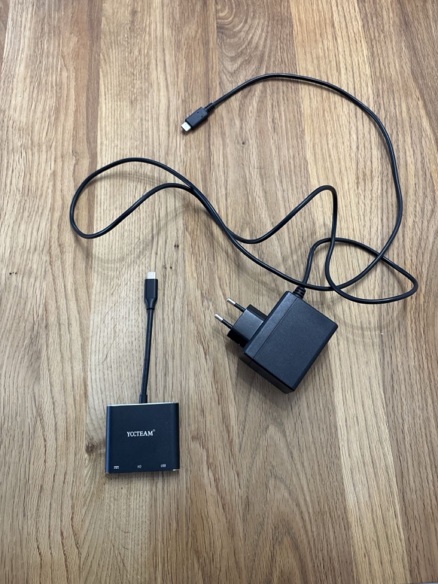 Docking station: Adaptateur et mini dock Switch 1 (pas switch 2) – Usato da Biel/Bienne venduto da tatilene