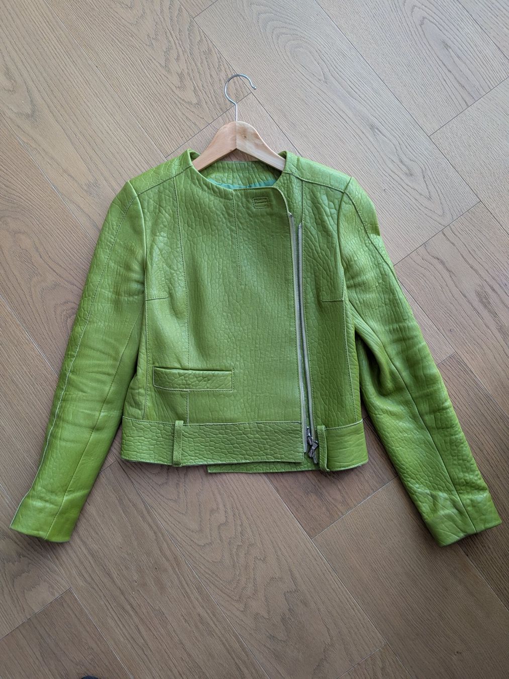 Giacche: Wunderschöne, grüne Carven Lederjacke – Usato da Zürich venduto da vdenisa1