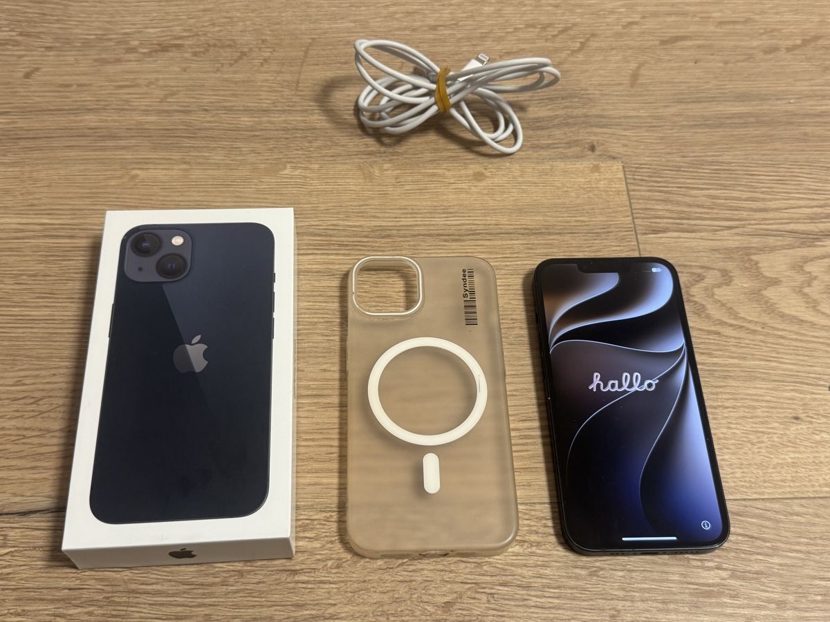 Apple Portables: Iphone 13 – D'occasion à Uetendorf par Sim83