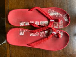 Puma rouge, claquettes d'été - Pointure 46