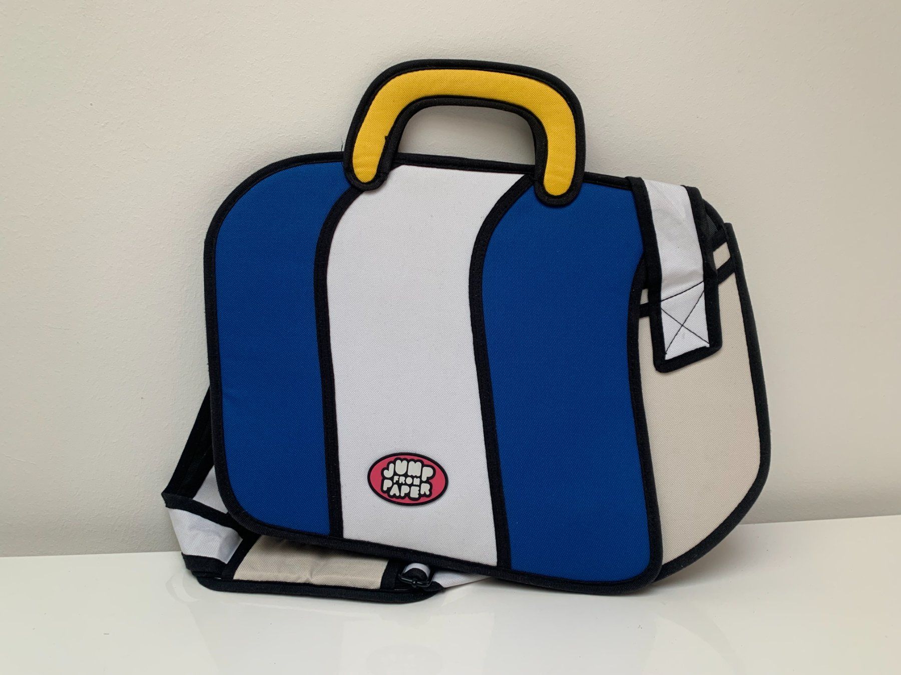 Borse: Seltene authentisch Jump from Paper - 2D Comic laptoptasche – Nuovo (secondo la descrizione) da Baden venduto da JellyMonster