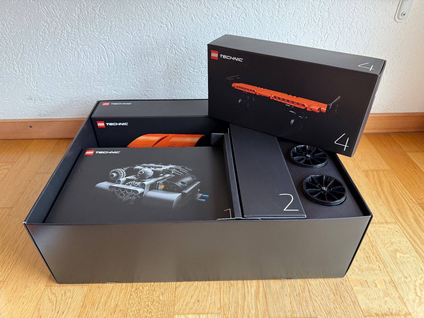 Lego Kit di costruzioni: LEGO Technic Porsche 911 GT3 RS 42056 – Usato da Echandens venduto da vro_v7jk 4