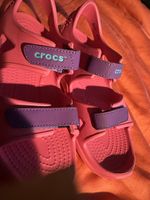 Sommer Crocs Sandale, pink/Violett, Grösse J3/34-35 ☀️