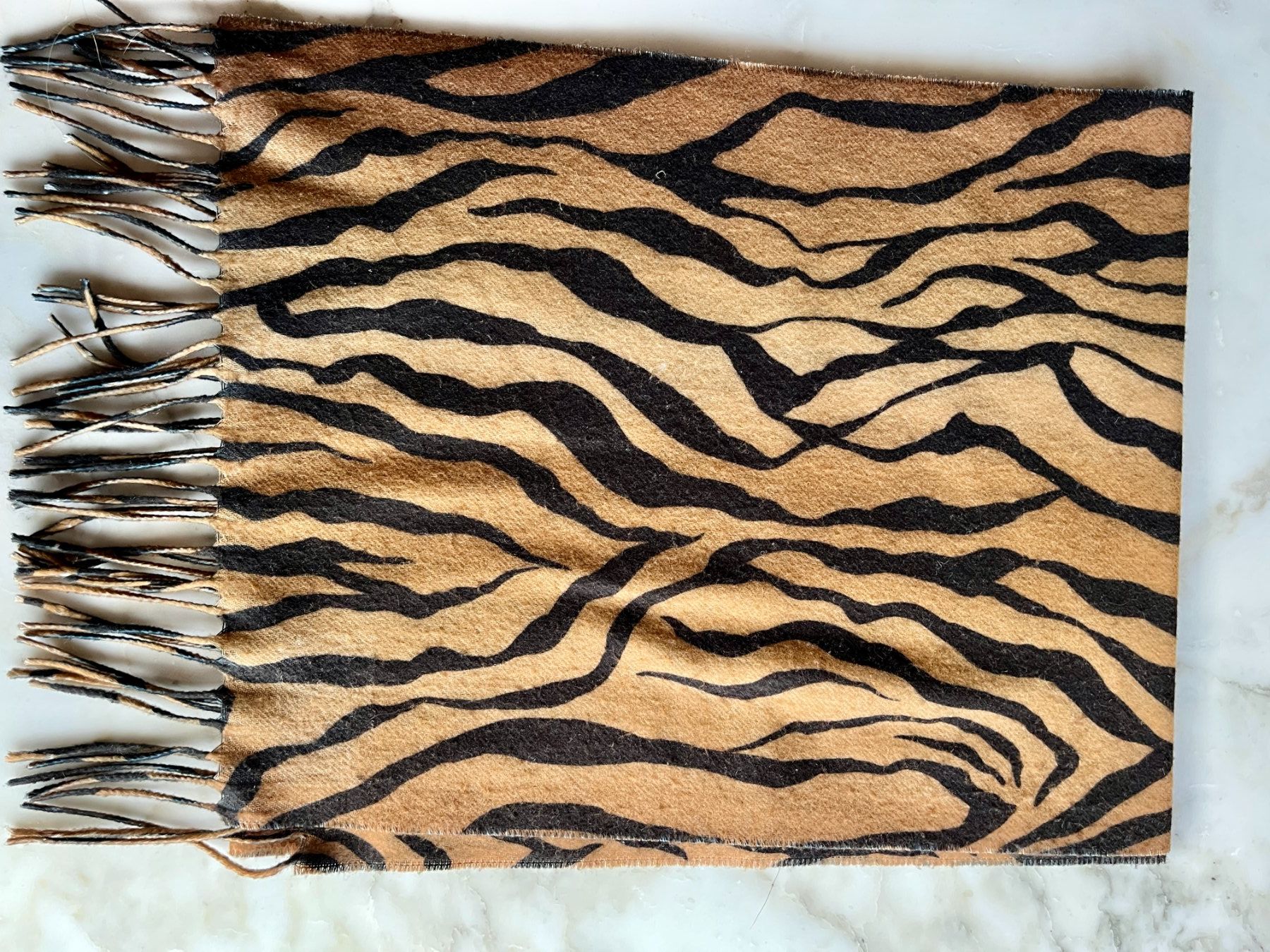 Foulard & Sciarpe: Schal, mit Muster – Usato da Bern venduto da cubus01