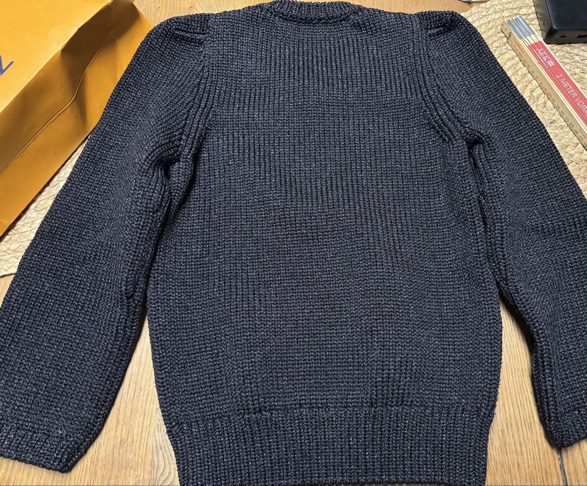 Maglioni & Felpe: Louis Vuitton Pullover Gr. 36/38 Vintage – Usato da Belp venduto da Aliya 2
