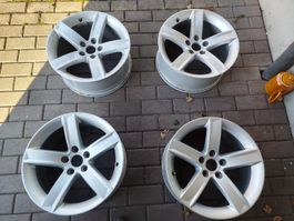 4xAudi Alufelgen 7,5x17" LK5x112 ET28 NL66,5