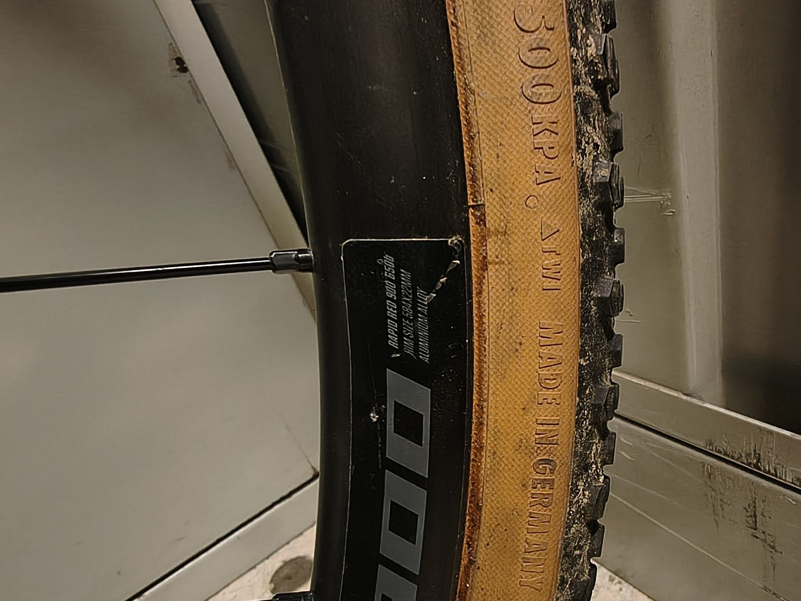 Fulcrum Pièces détachées: Roues Fulcrum rapid red 900 27.5 – D'occasion à Onex par lucar97 3