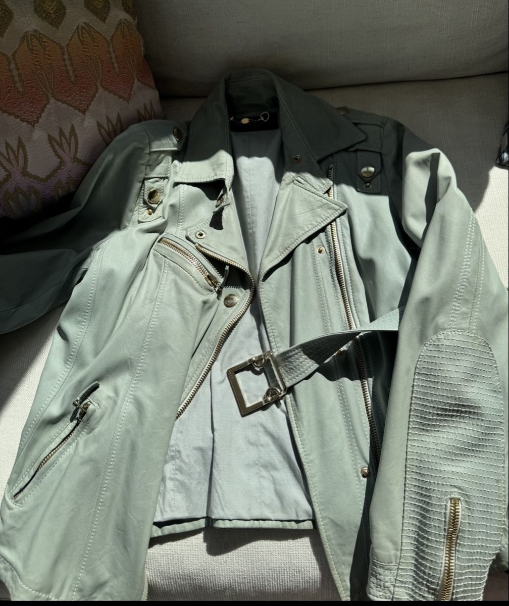 Gucci Giacche: Gucci Biker Jacket ice blue Size XS  – Usato da Thalwil venduto da 0041angel