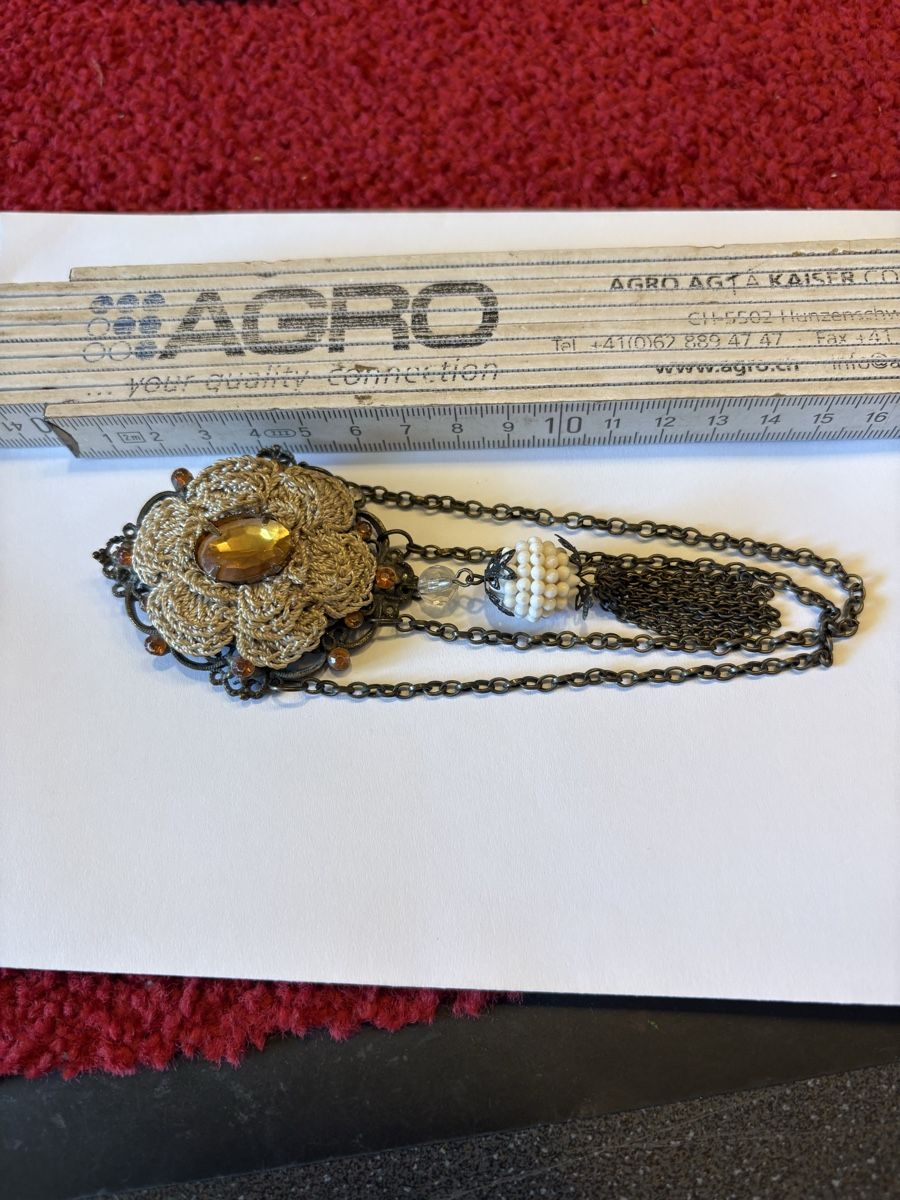 Broches & Aiguilles: Brosche im Victorian Revival styl – D'occasion à Murten par Tzaugg 2