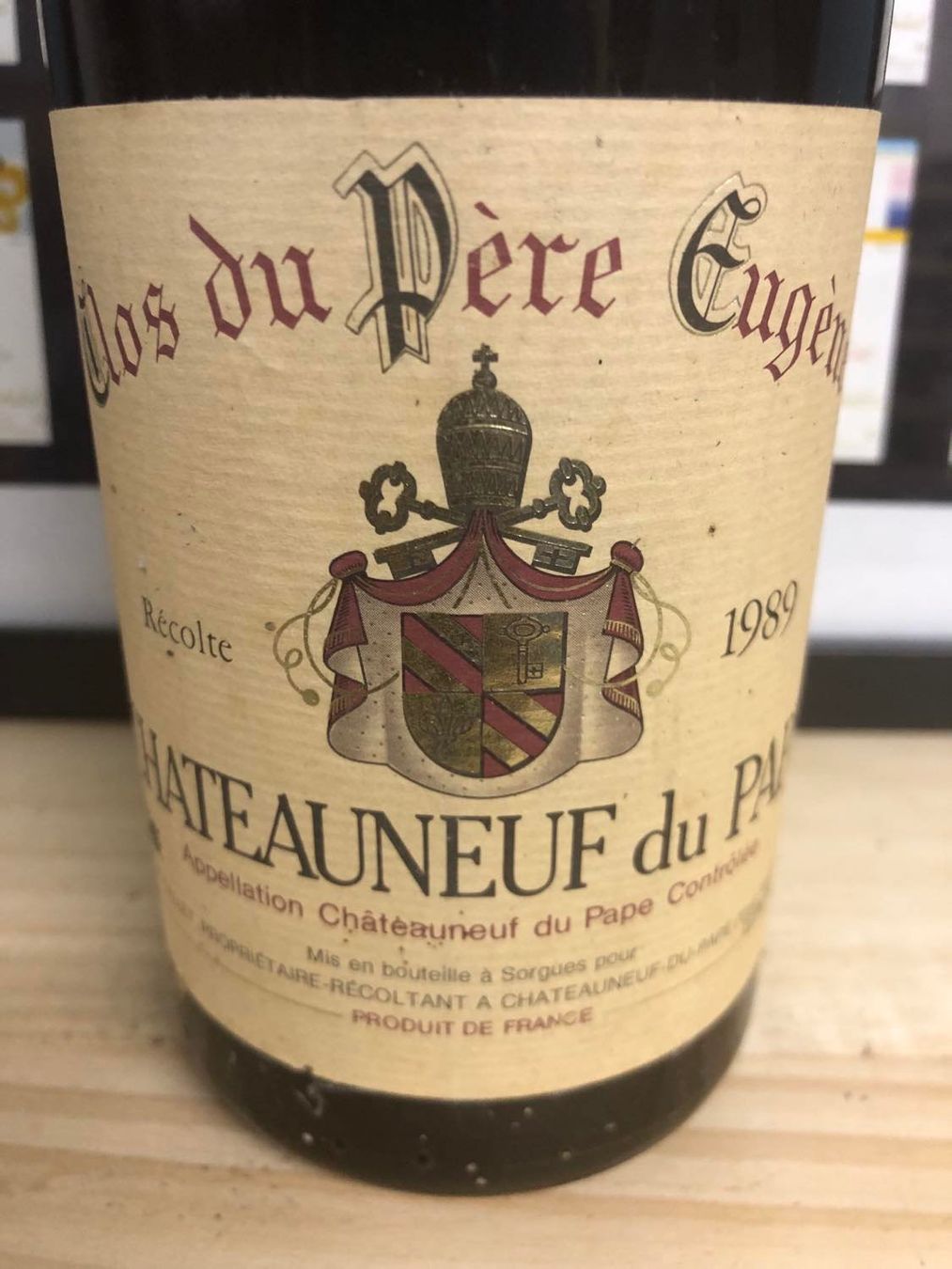 Vino: 1989 CHATEAUNEUF-DU-PAPE CLOS DU PÈRE EUGÈNE – Nuovo e nell'imballaggio originale da Münchenstein venduto da wusmarino 1