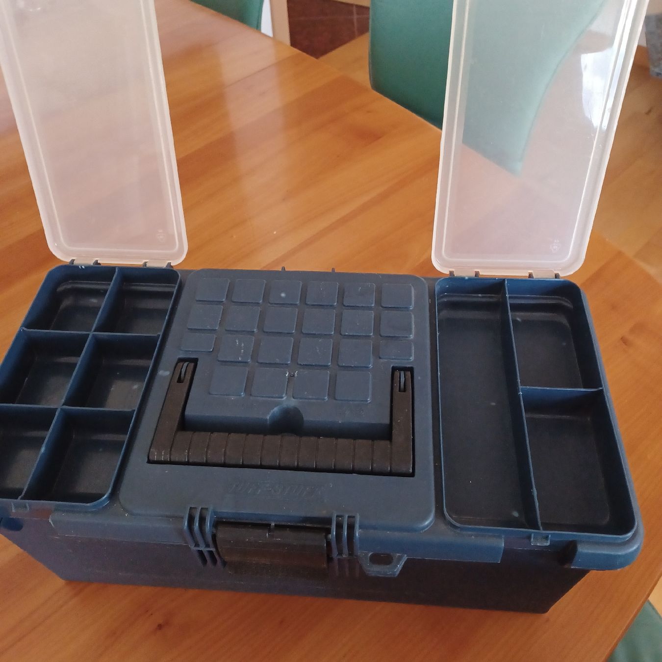Sonstige Dekorationen & Accessoires: Kunststoffbox , Box ,Werkzeugbox – Gebraucht aus Waldkirch von Fantasia-101 3