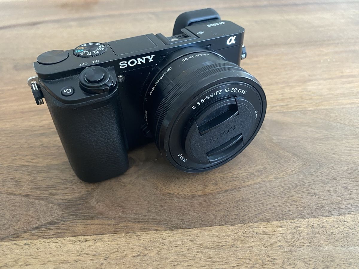 Sony Kamera: Sony Alpha 6000 mit Objektiv – Gebraucht aus Altendorf von Palo_Raphael