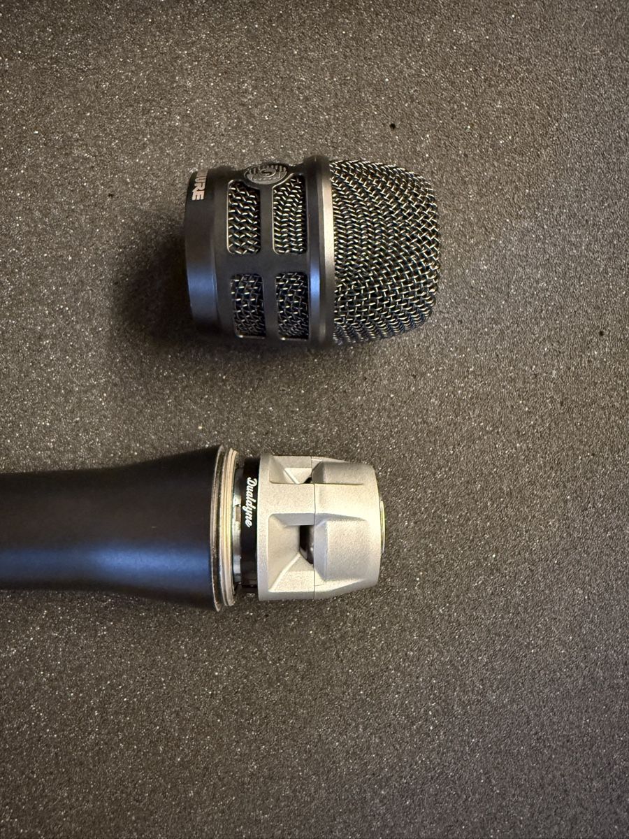 Shure Mikrofone: Shure KSM8 dynamisches Gesangsmikrofon – Gebraucht aus Lenzburg von SimonZ04 2