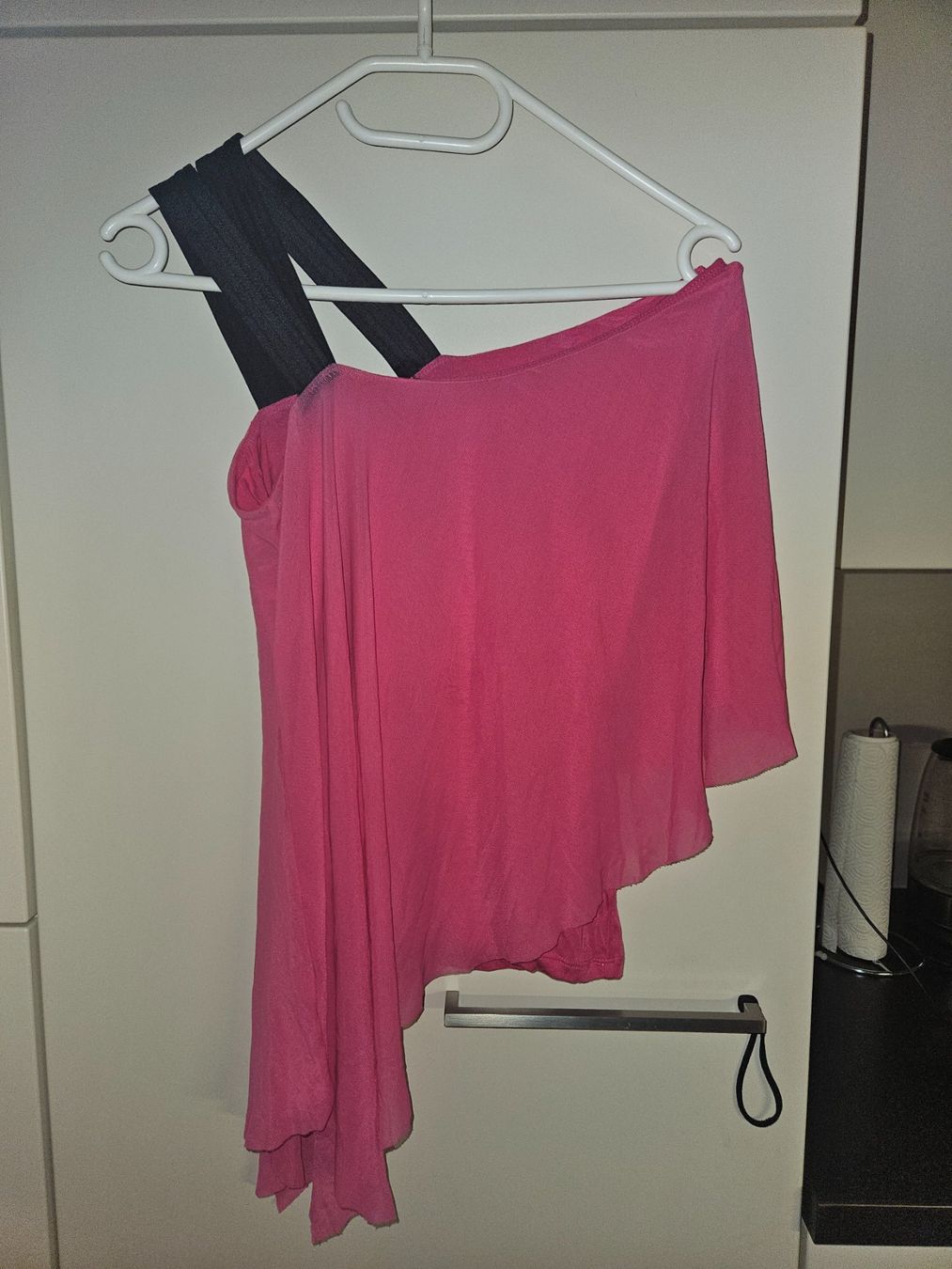 Tops: Bebe Top Pink einmal Schulterfrei Gr. S – D'occasion à Luzern par Staenker 1