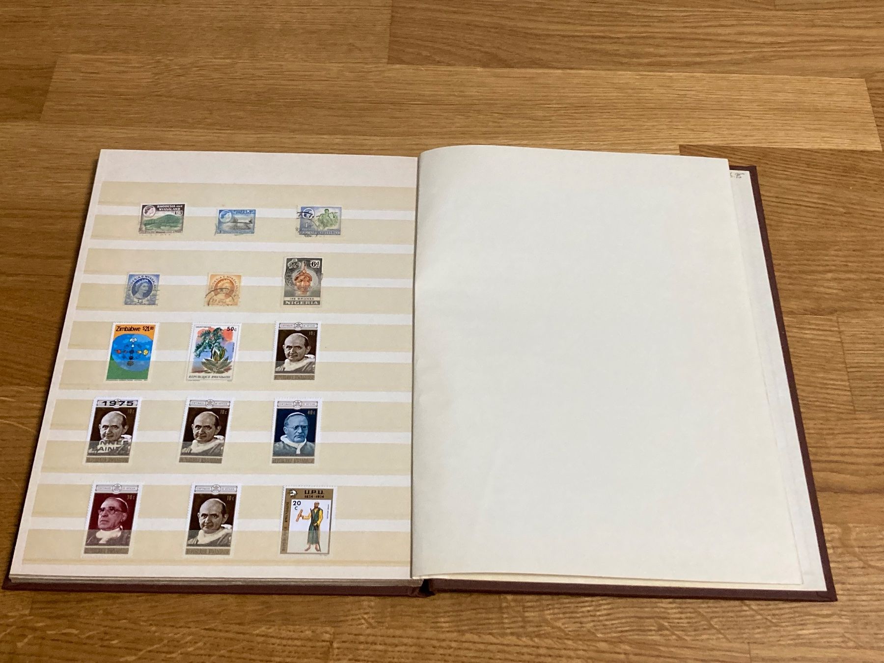 Alle Briefmarken: Africa Briefmarken album – Gebraucht aus Riehen von vernizi 9