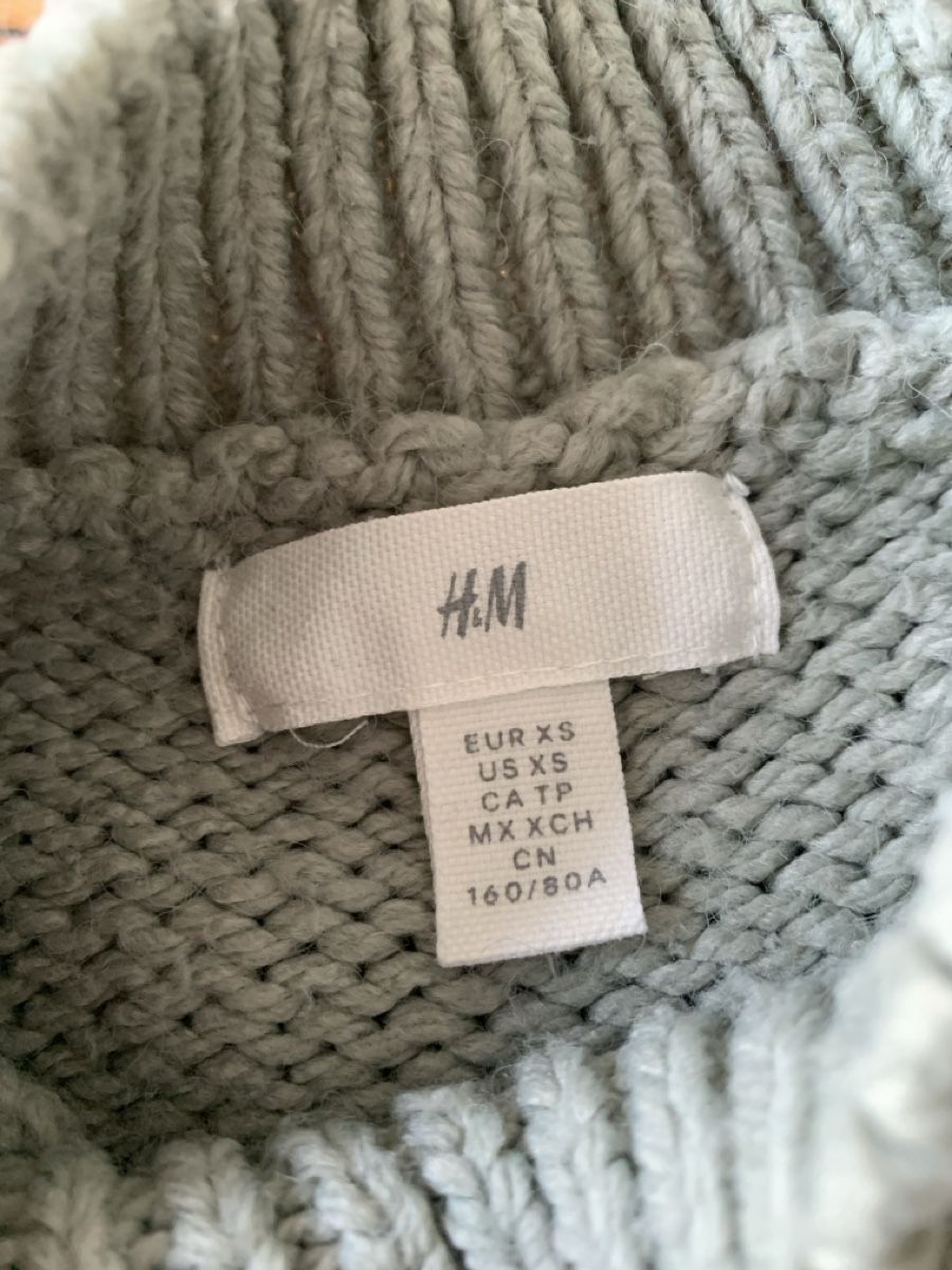 H&M Maglioni & Felpe: H&M Strickpullover, hellgrün, Grösse XS – Usato da St.Gallen venduto da Ha-Ha 1