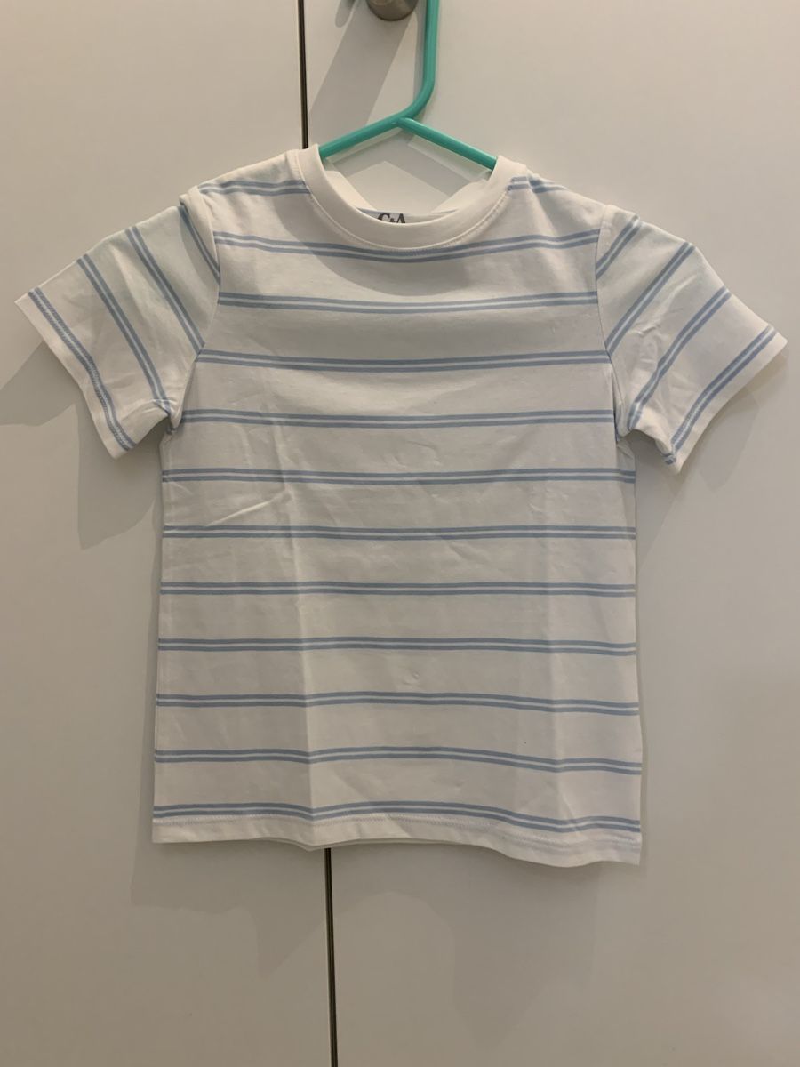 C&A Camicie, T-shirt & Polo: T-Shirt Gr. 116, weiss/blau gestreift – Usato da Buus venduto da 2013dp