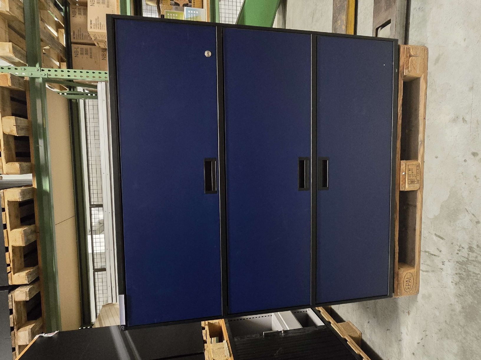 Lista Armadi: Lista Office Schrank – Usato da Safenwil venduto da Leo.87.