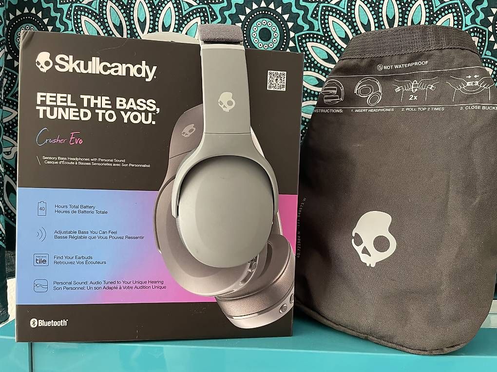 Cuffie: Cuffie bluetooth Skullcandy nuove – Usato da Locarno venduto da Saman2024