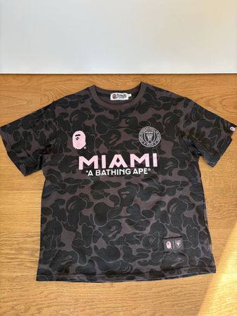 T-Shirt BAPE x Inter Miami CF Camo schwarz