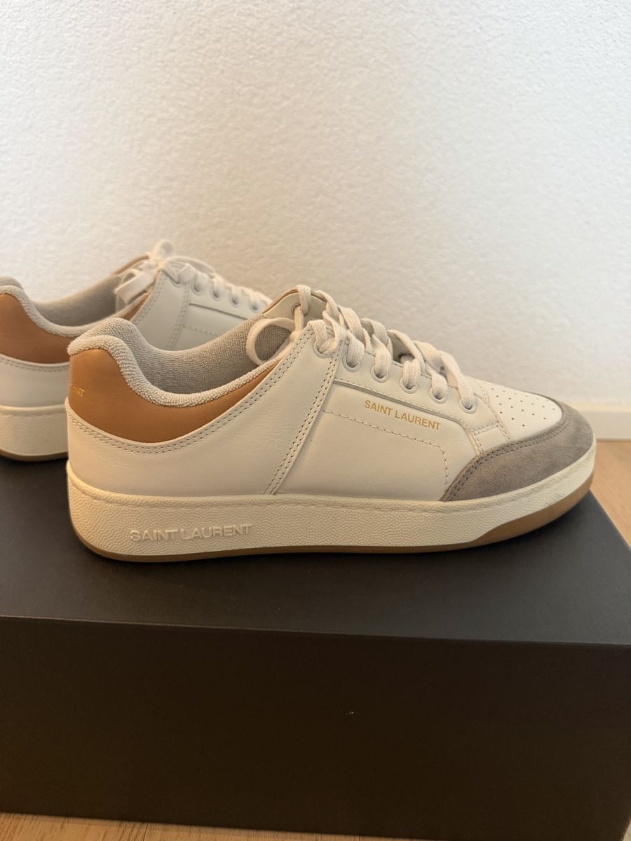 Saint Laurent Damenschuhe: Saint-Laurent Sneakers – Gebraucht aus Genève von Shantisu 2