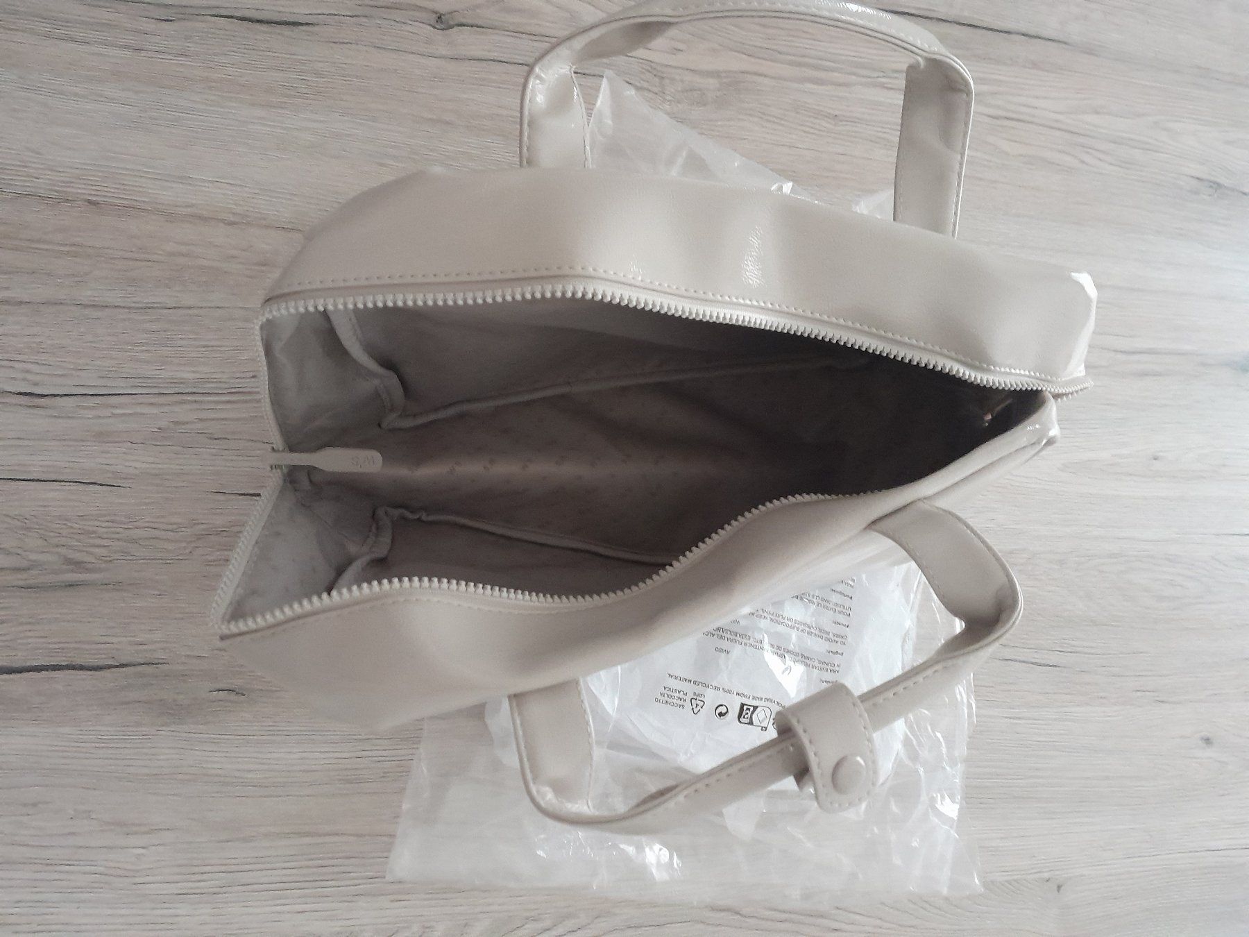 Borse da donna: Tasche beige - neu – Nuovo e nell'imballaggio originale da Zürich venduto da Sustainability 3