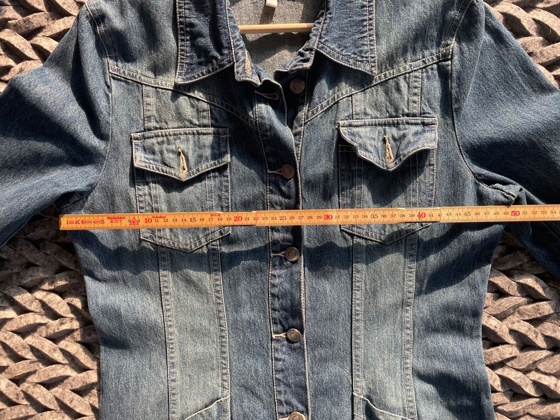 H&M Vestiti: Jeanskleid oder Mantel Hennes blau Grösse 42 – Usato da Coldrerio venduto da Theres2004 4