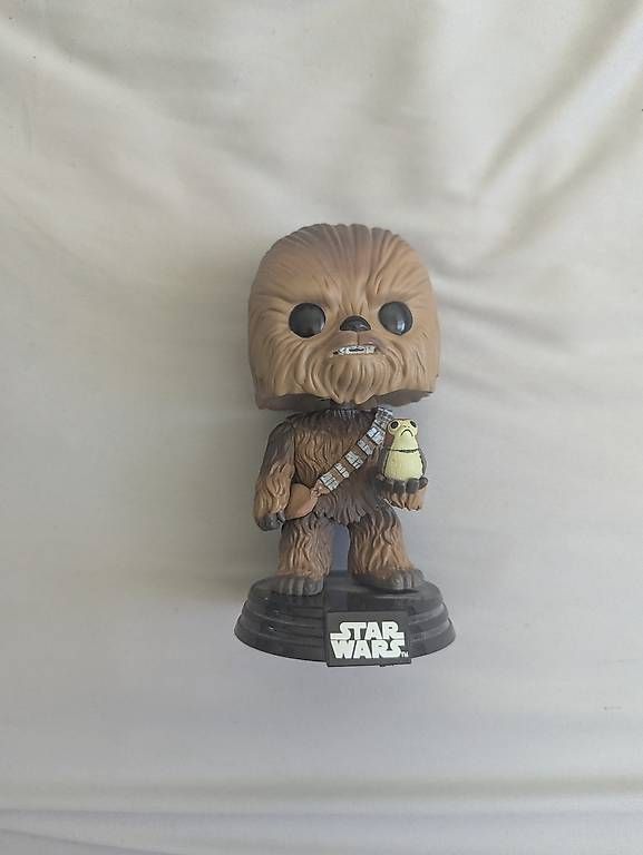 Figuren: Star Wars Chewbacca Funko Pop  – Gebraucht aus Kloten von sop_zxc9 2