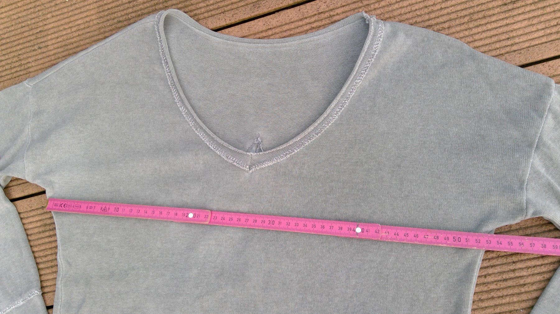 Maglioni & Felpe: Pullover kaki étoile dos en sequins, taille 2/M – Usato da Agiez venduto da chouchanelle 9